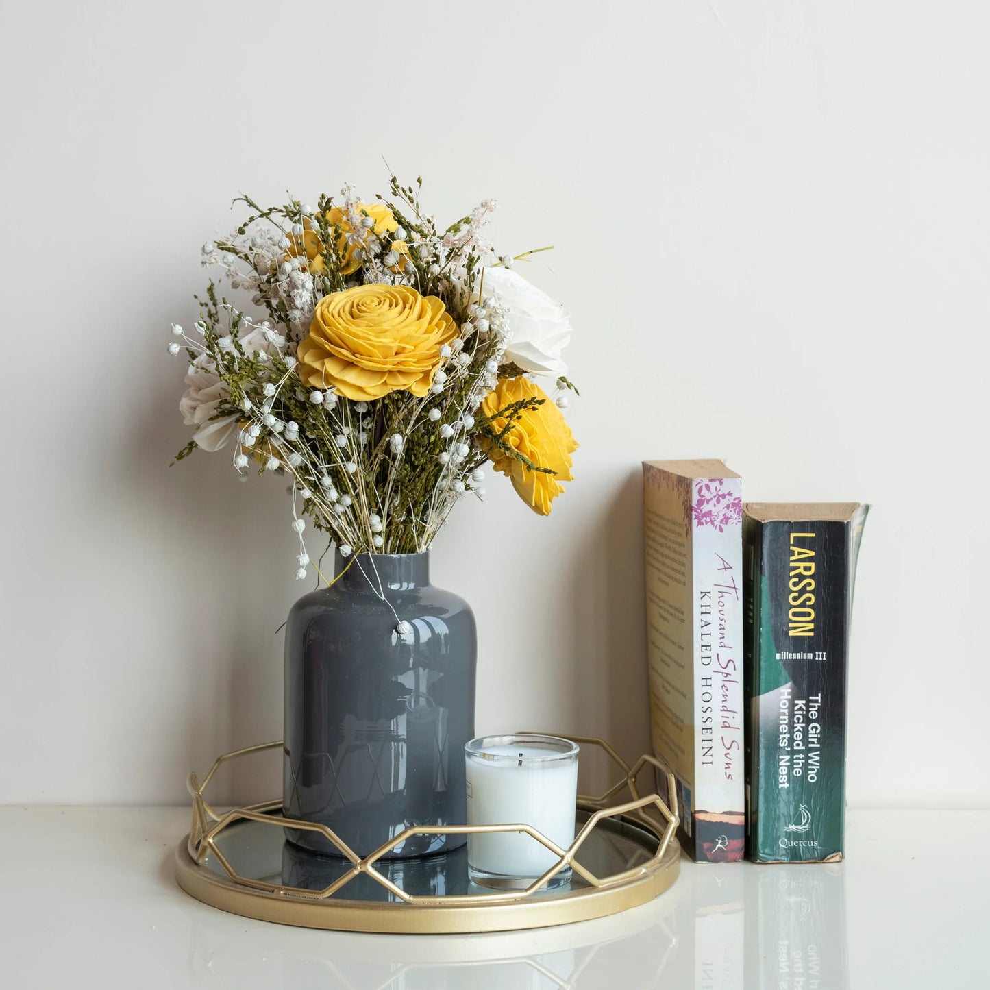 Lemon Meringue Bunch in Grey Halo Metal Jar