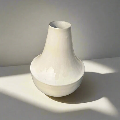 White mirage metal vase